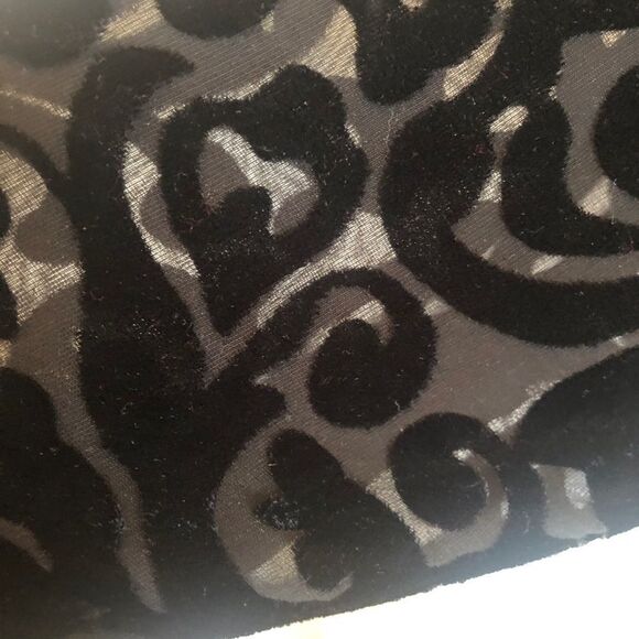 Language black velvet top S - Picture 7 of 8